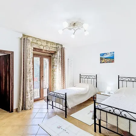 Il Casolare Di Campagna - Piano 1 By Interhome *